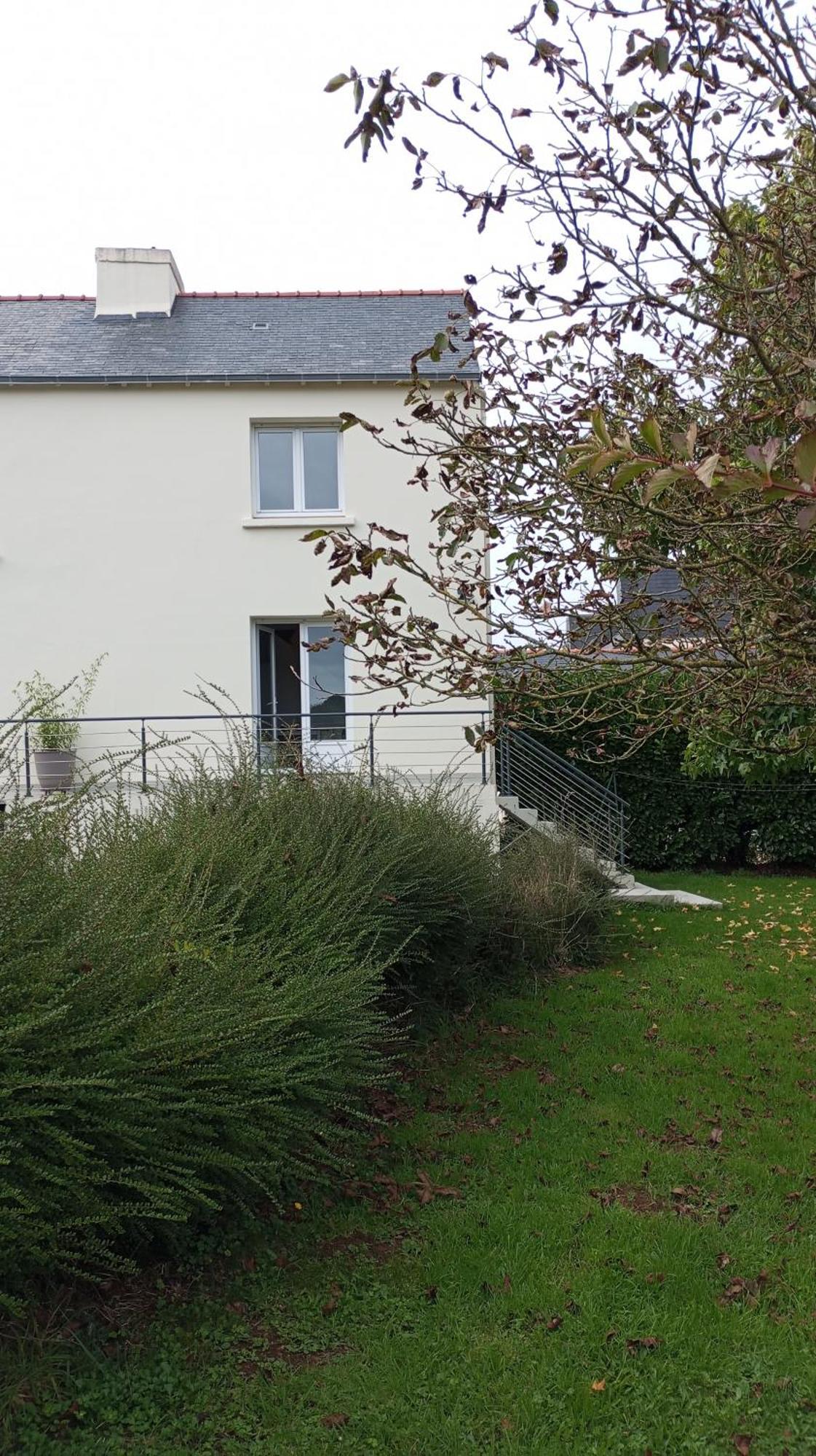 Petite Maison Avec Jardin Landrévarzec Exterior foto